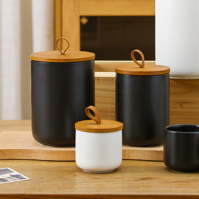Vaso portaoggetti in ceramica  - Kitchen Appliances Manufacturers recensione e prezzo